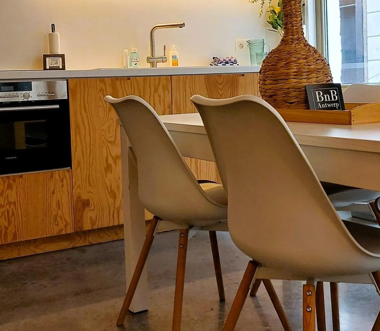 Cosy & Modern Historical Cottage In Old Town - Leon 4P Antwerp Holiday home