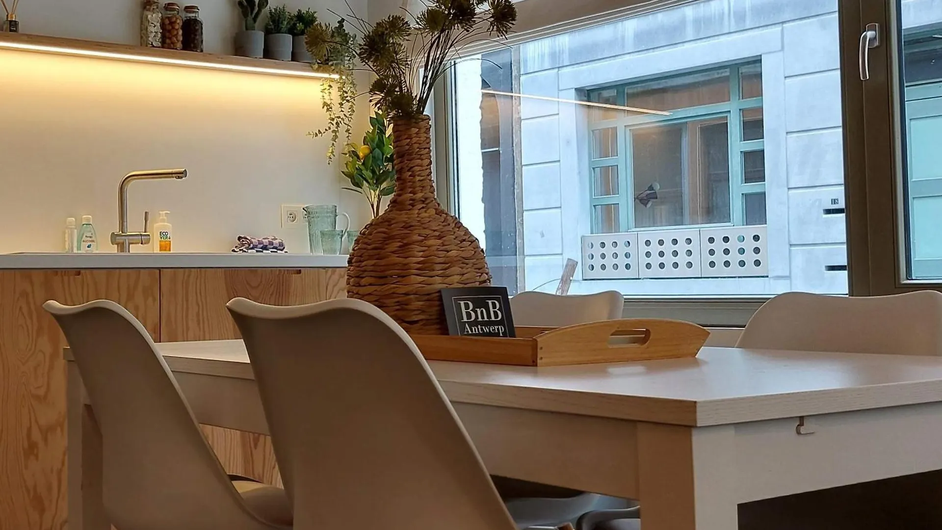 Holiday home Cosy & Modern Historical Cottage In Old Town - Leon 4P Antwerp